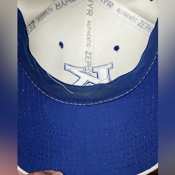 Nice University of KENTUCKY White Pro Fit Zephyr Baseball Hat K Size 7 1/4 - Picture 5 of 6